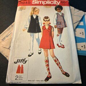 Simplicity 8945 sewing pattern girls front wrap jumper dress size 4 70s UNCUT